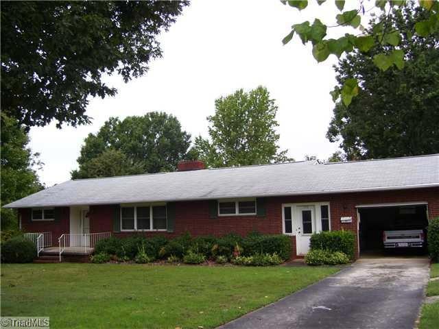 722 Britt Ave, Asheboro, NC 27203 - photo 1