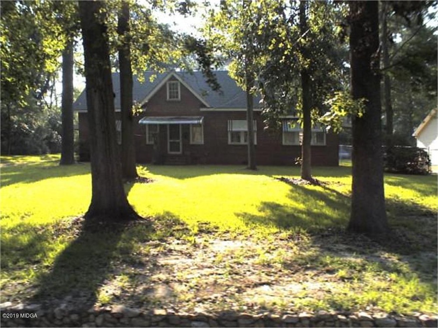 All brick 3 bedroom 1 bath