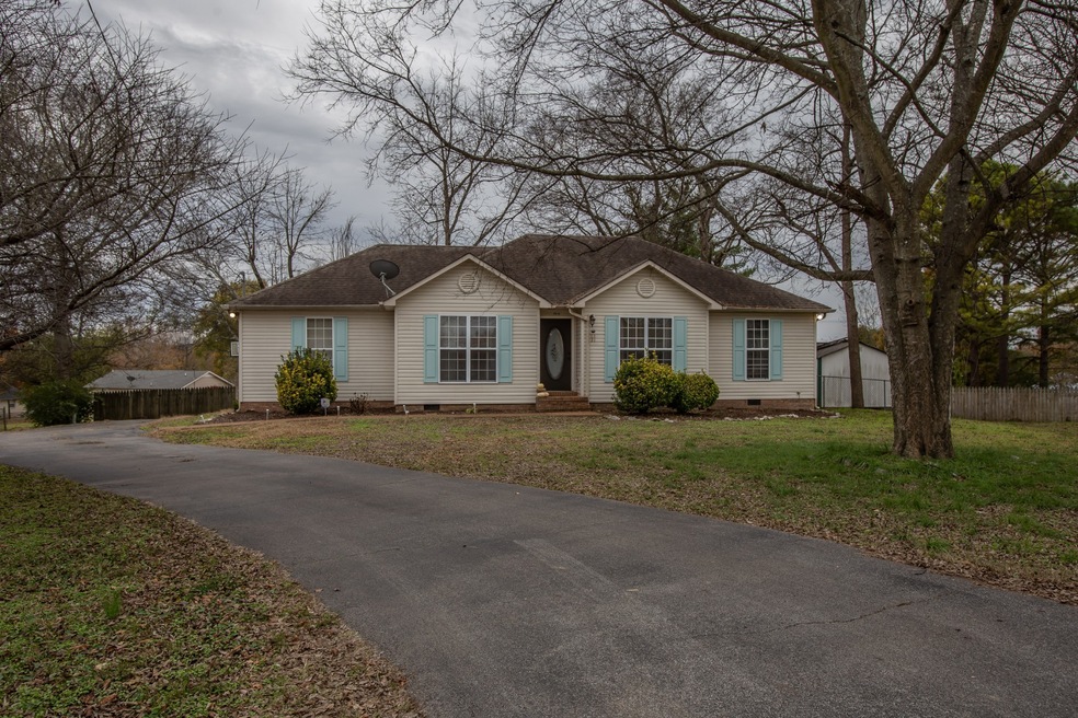 5010 Hairston Ct, Columbia, TN 38401 - photo 1