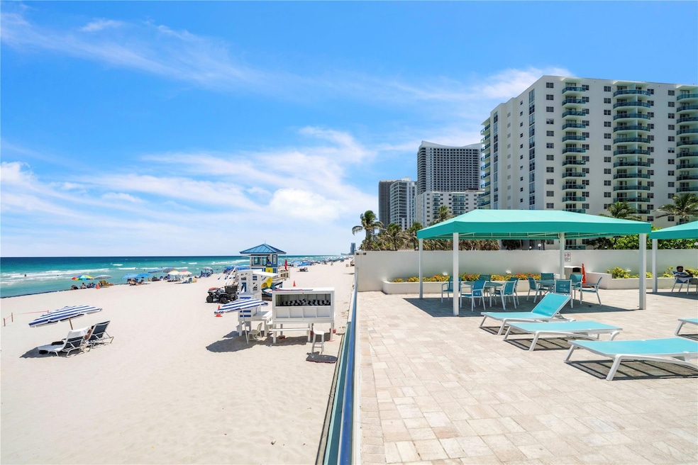 Sea Air Towers unit 1220(AVAILABLE 05/01, Hollywood, FL 33019 - photo 1