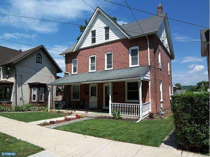 221 W Pennsylvania Ave, Downingtown, PA 19335 - photo 1