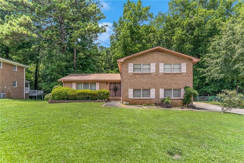 Sold $300,000 • Co-Listing Agent