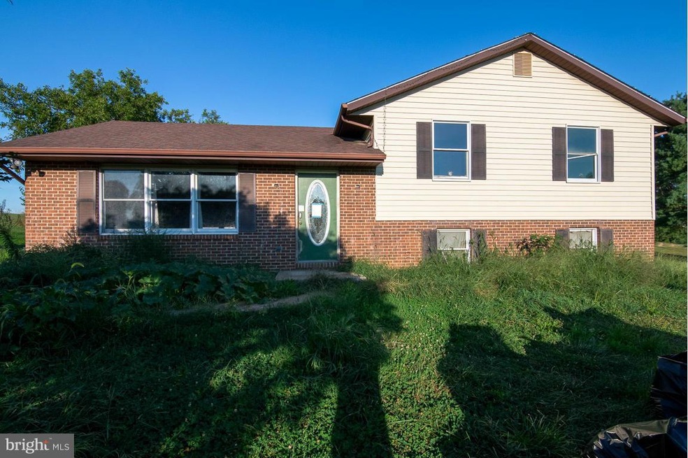 4585 Cherry Tree Ln, Sykesville, MD 21784 - photo 1