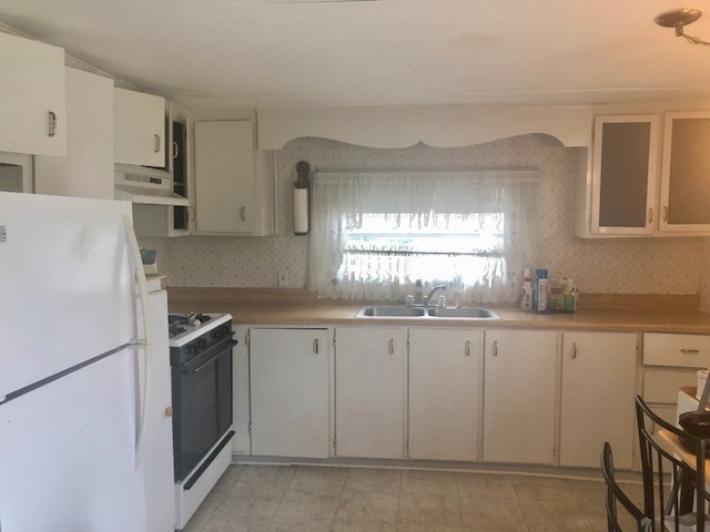 2 Pinto Ln, Londonderry, NH 03053 - photo 1