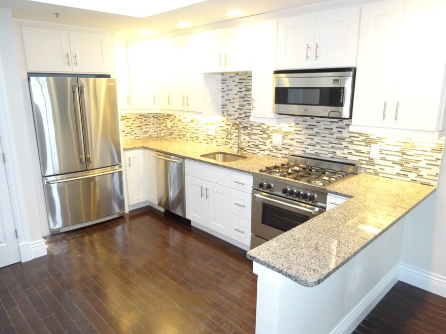 486 E 3rd St unit 15, Boston, MA 02127 - photo 1