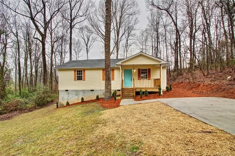 180 Knob Dr, Carrollton, GA 30116 - photo 1