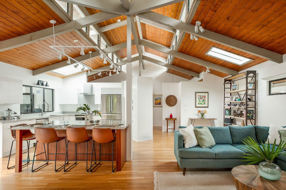 282 Kaiulani St, Hilo, HI 96720 - photo 1