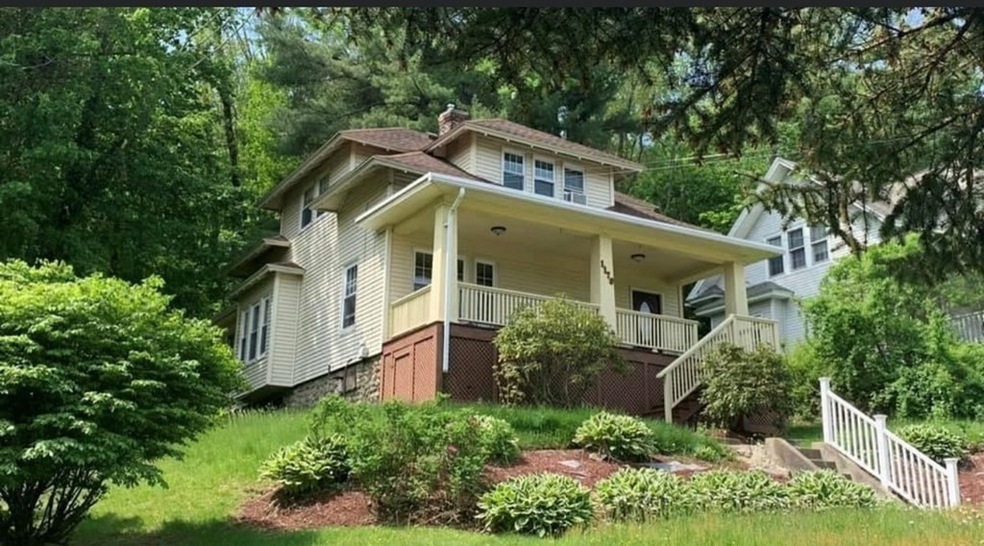 1170 Pleasant St, Worcester, MA 01602 - photo 1