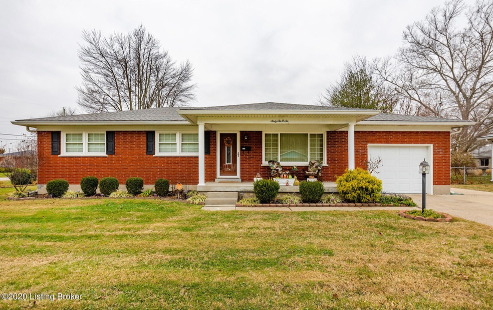 6606-Sky-Blue-Ave-20201211-001