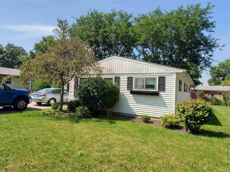 1372 Meadow Ln, Portland, IN 47371 - photo 1