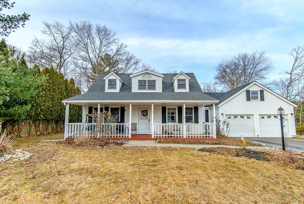 44 Eagle Dr, Dudley, MA 01571 - photo 1