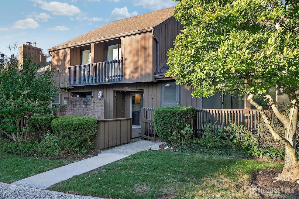 Under Contract $449,995