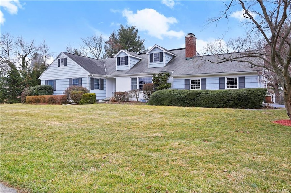 82 Tuttle Rd, Briarcliff Manor, NY 10510 - photo 1