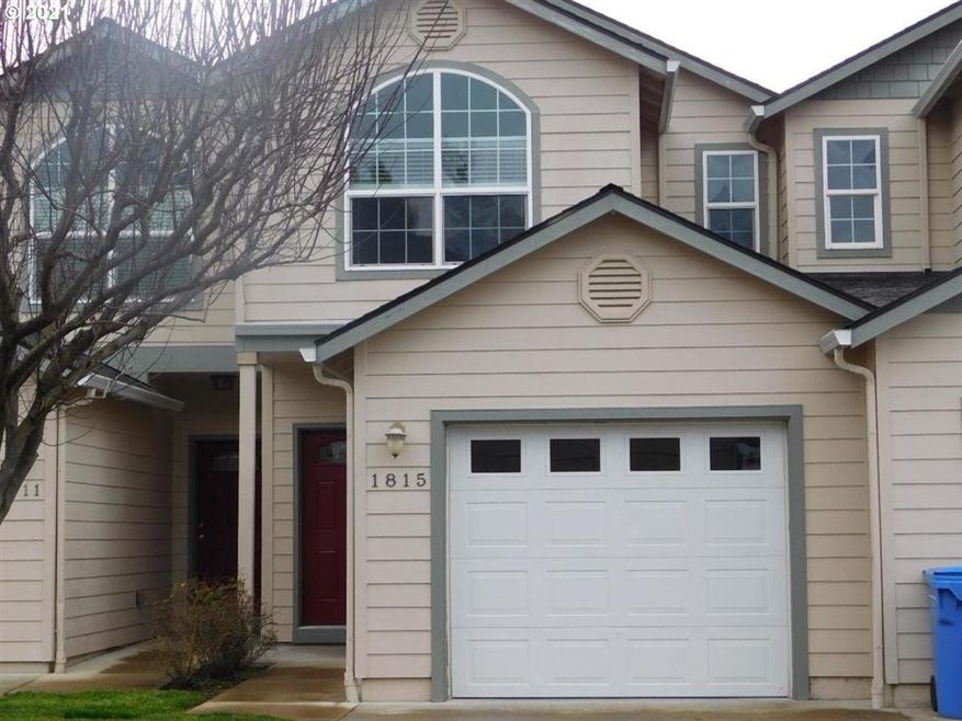 1815 SW Hungry Hill Dr, Grants Pass, OR 97527 - photo 1