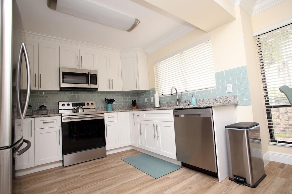 67 Balfour Rd E, Palm Beach Gardens, FL 33418 - photo 1