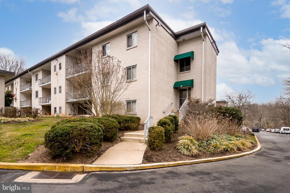 Rockford Tower Condominiums unit C5, Wilmington, DE 19806 - photo 1