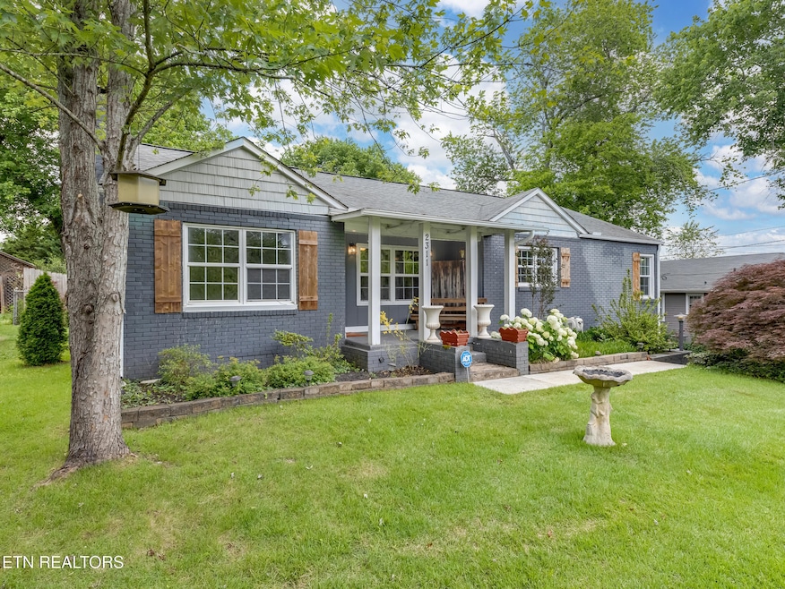 2311 Fair Dr, Knoxville, TN 37918 - photo 1