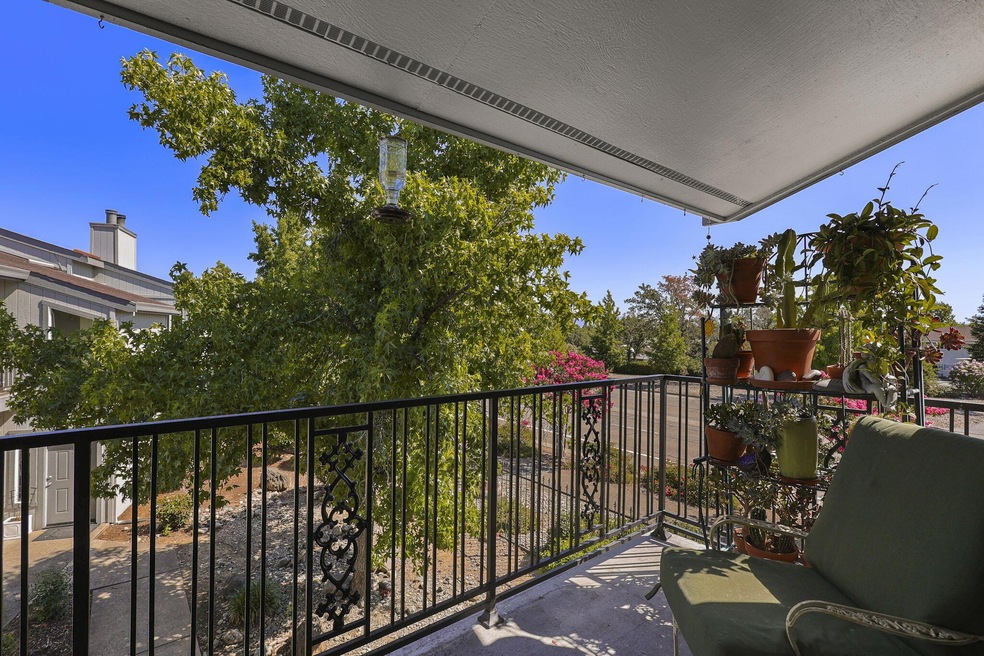Wonderful large balcony
