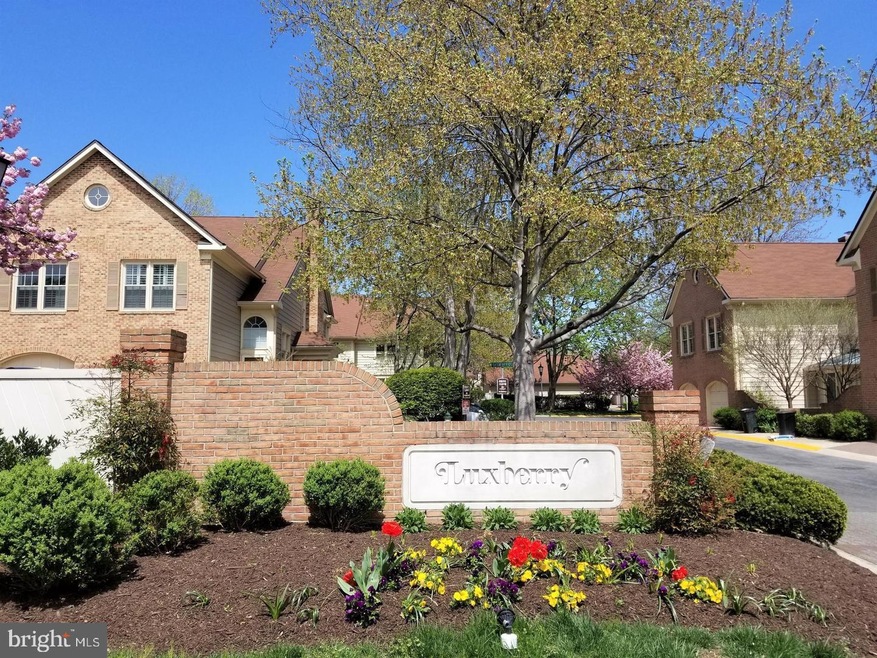 5717 Balsam Grove Ct unit 72, Rockville, MD 20852 - photo 1