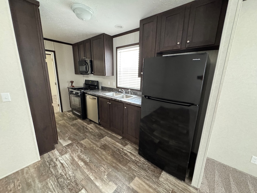 For Rent $1,249/month