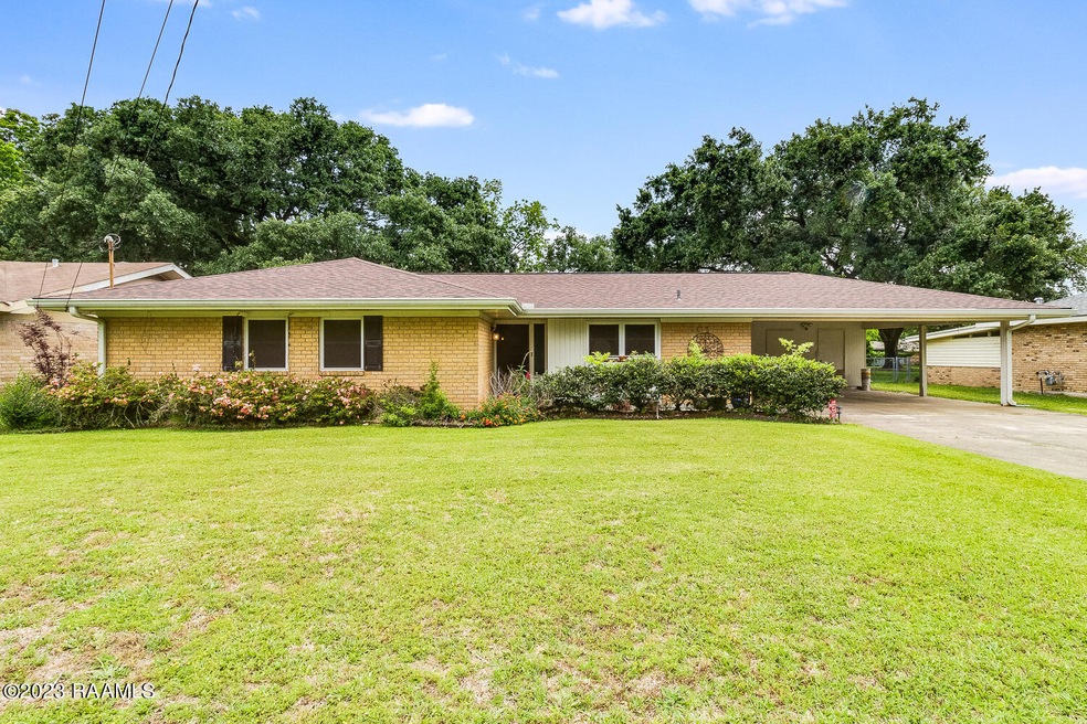 301 Crestline-14