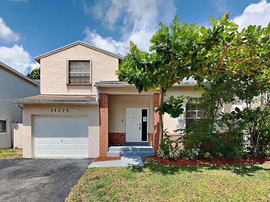 14075 Langley Place, Davie, FL 33325 - photo 1