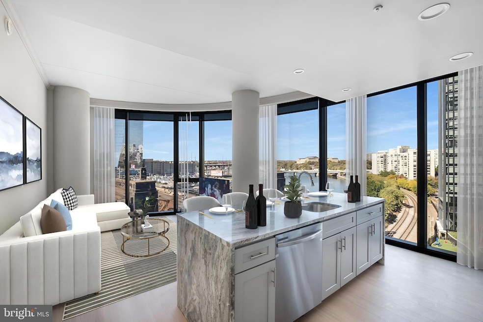 2301 61 John F. Kennedy Blvd unit 305, Philadelphia, PA 19103 - photo 1