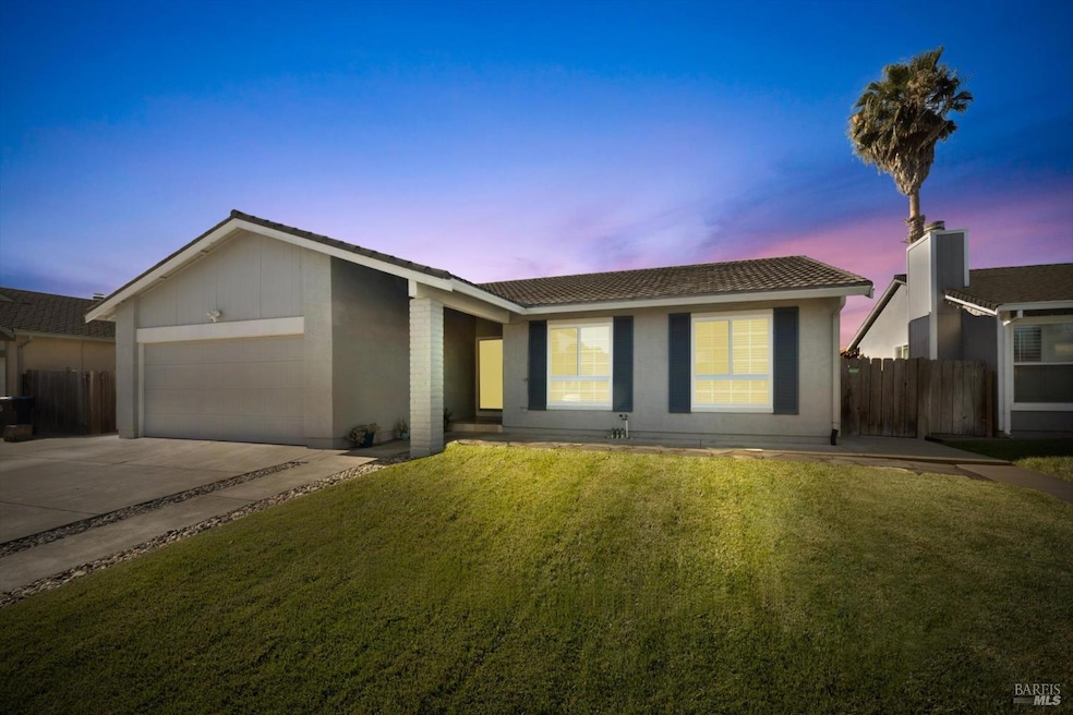 1217 Pheasant Dr, Suisun City, CA 94585 - photo 1