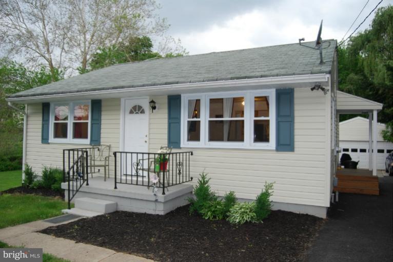 6384 Sykesville Rd, Sykesville, MD 21784 - photo 1