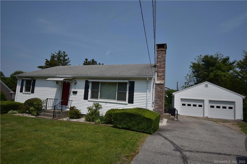 6 Lathrop Ave, Pawcatuck, CT 06379 - photo 1