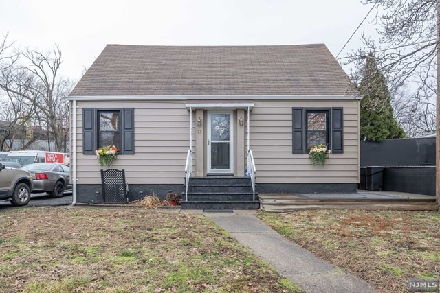 73 Wabash Ave, Clifton, NJ 07011 - photo 1