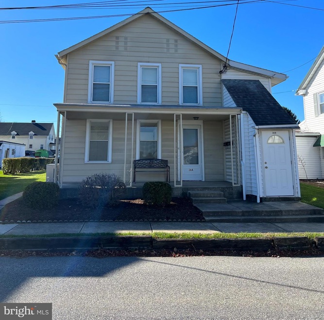 36 Hockersville Rd unit APARTMENT B, Hershey, PA 17033 - photo 1