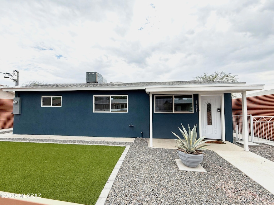1625 W Buckeye Ln, Tucson, AZ 85705 - photo 1