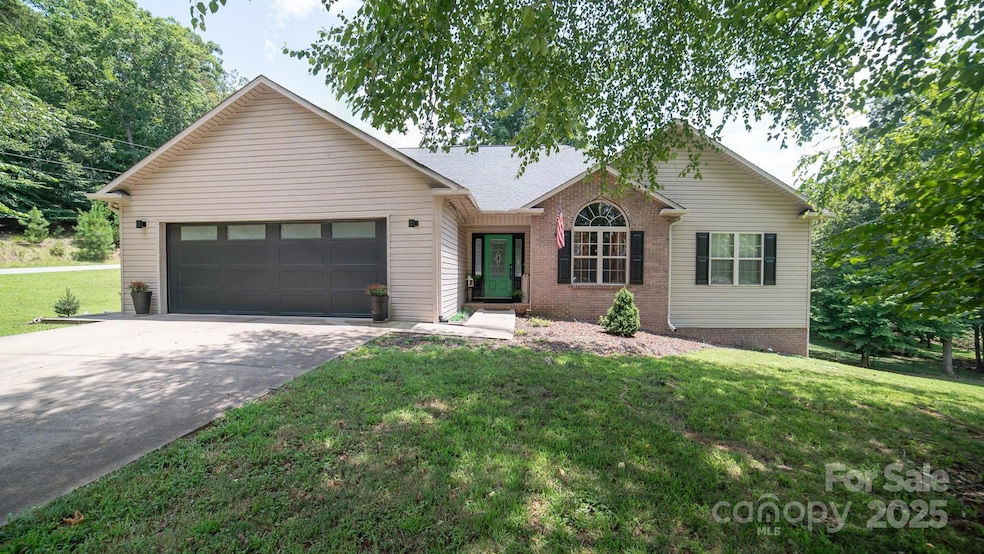 Under Contract $499,000