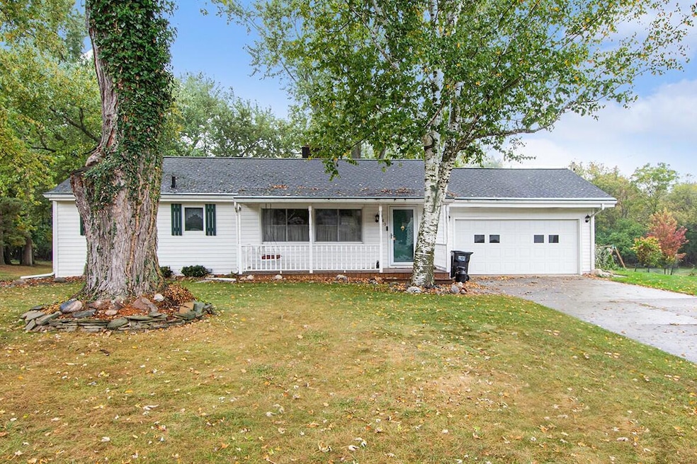 Under Contract $249,000 • Co-Listing Agent