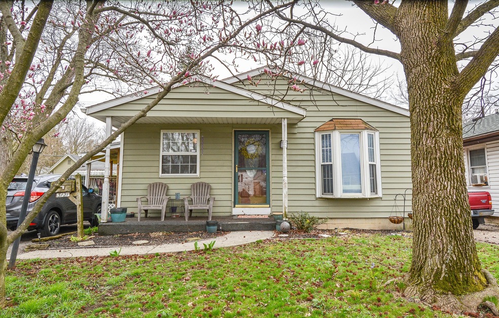 3121 McGuffey Rd-32