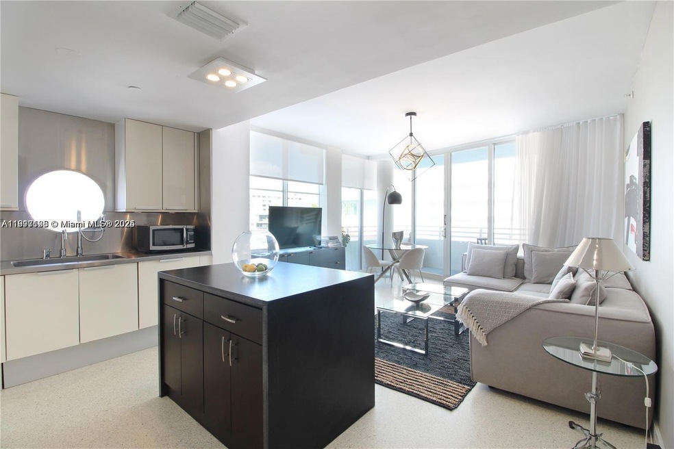 225 Collins Ave unit 6L, Miami Beach, FL 33139 - photo 1