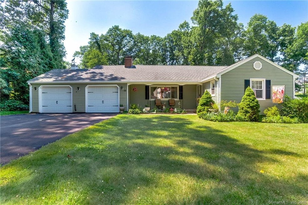52 Ledgecrest Dr, Newington, CT 06111 - photo 1