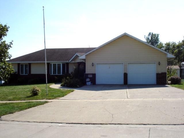 208 Fischer Dr