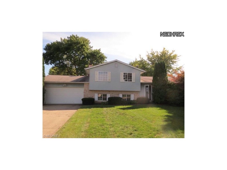 902 Hampton Dr.