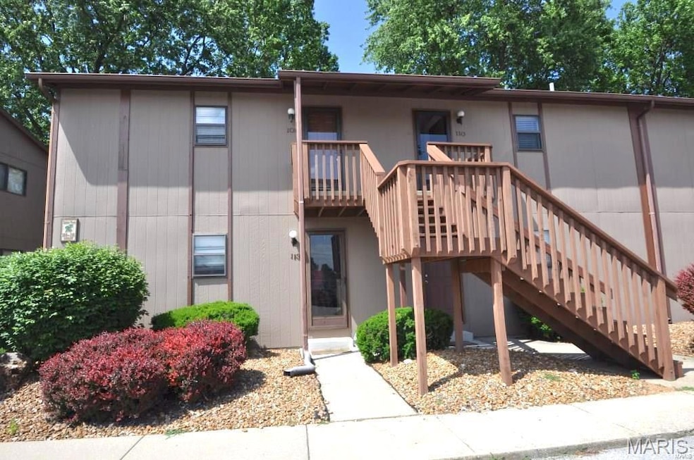 103 Ashley Dr unit 103, Fairview Heights, IL 62208 - photo 1