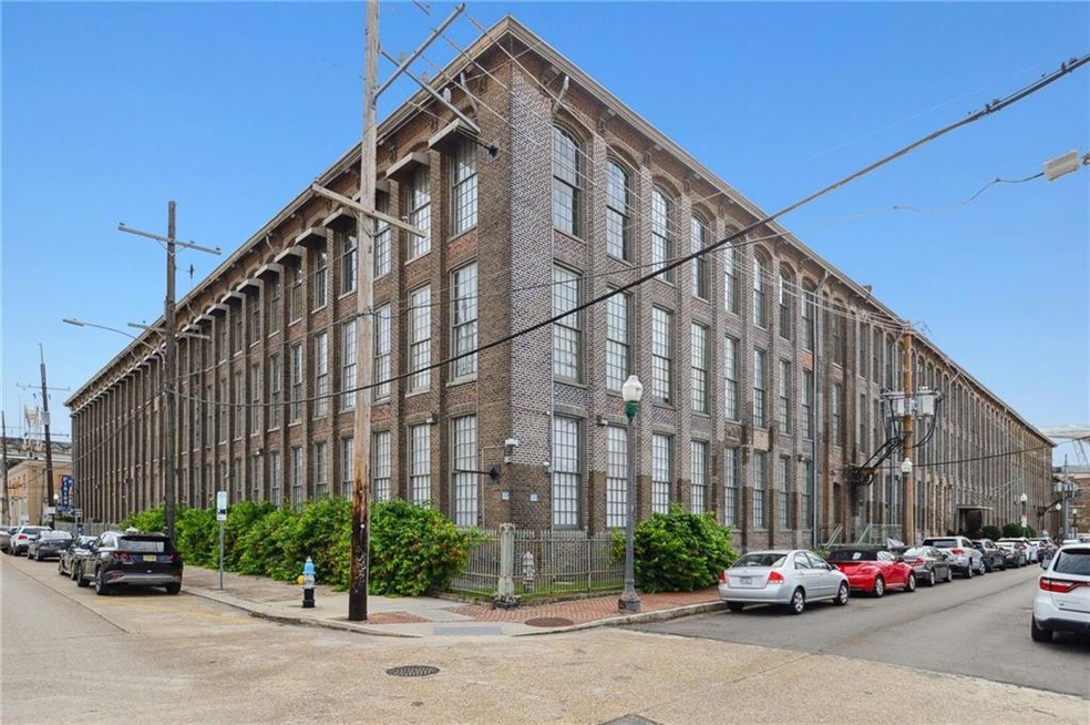 The Cotton Mill unit 203, New Orleans, LA 70130 - photo 1