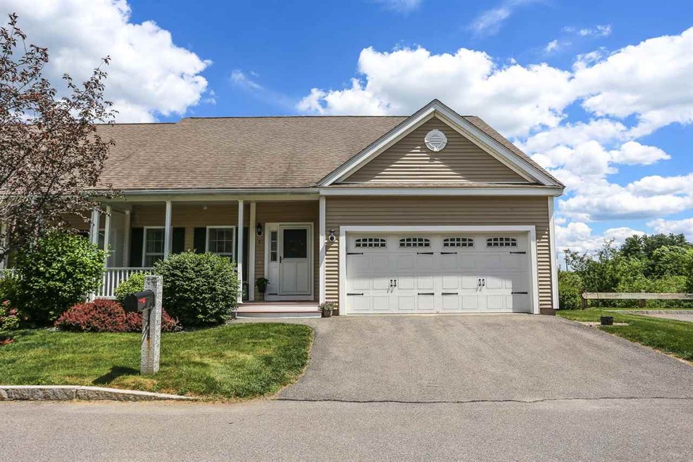 8 Blackford Ln, Epping, NH 03042 - photo 1