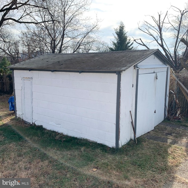 643 Mantua Ave, Paulsboro, NJ 08066 - photo 1