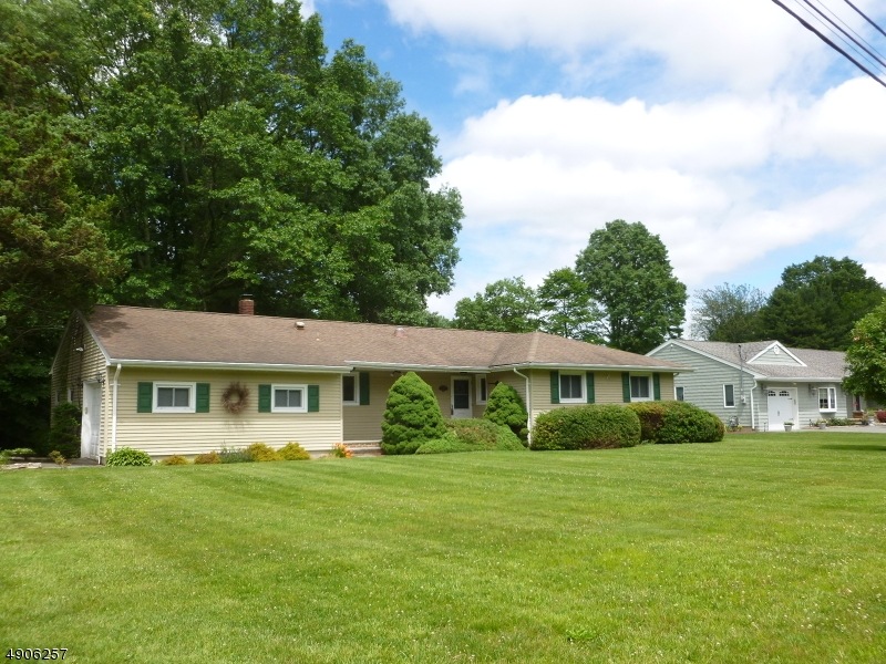 22 Glenroy Rd, Fairfield, NJ 07004 - photo 1