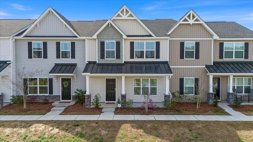 350 Silverdrop St, Goose Creek, SC 29445 | MLS# 24005688 | Homes.com