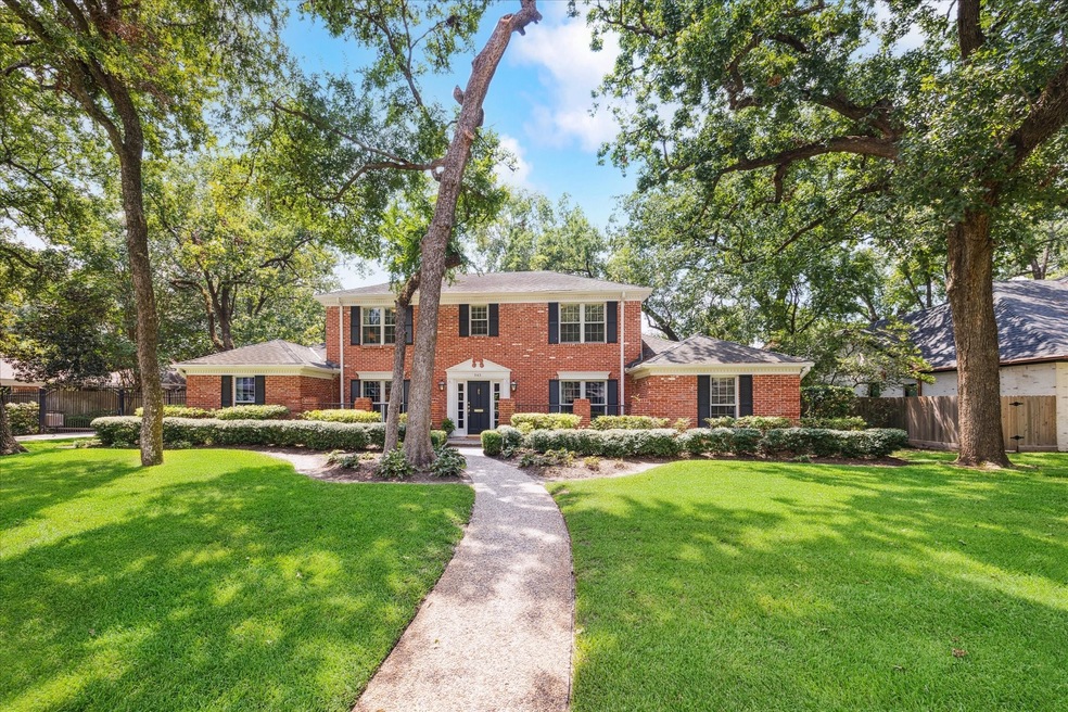 543 Regentview Dr, Houston, TX 77079 - photo 1