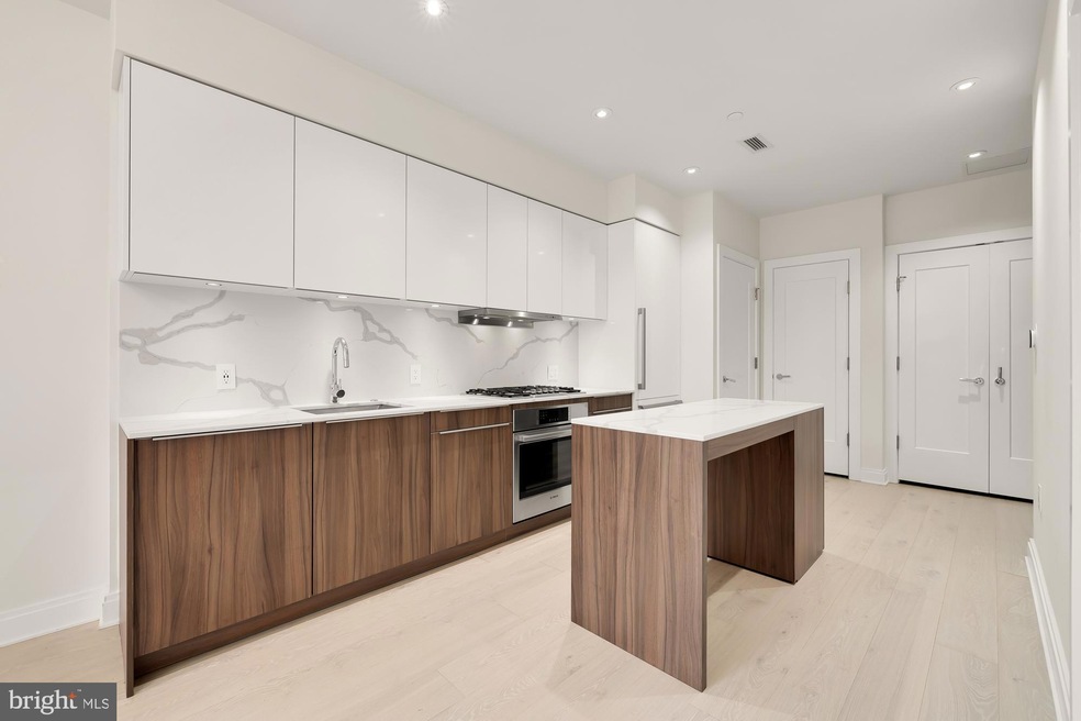 1427 Rhode Island Ave NW unit 402, Washington, DC 20005 - photo 1