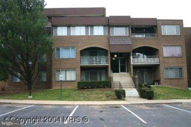 404 Girard St unit 19, Gaithersburg, MD 20877 - photo 1