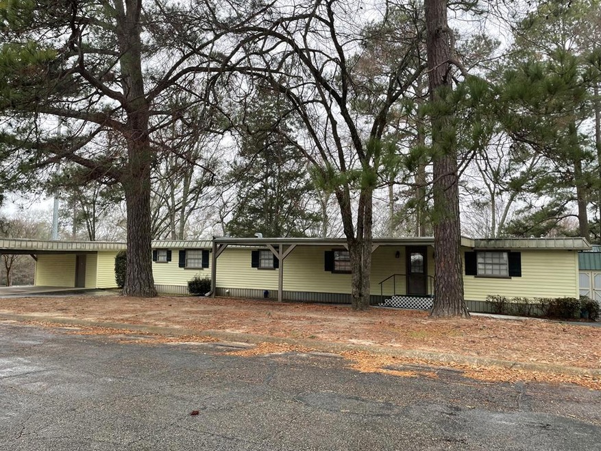 200 Sidney St, Nacogdoches, TX 75961 - photo 1